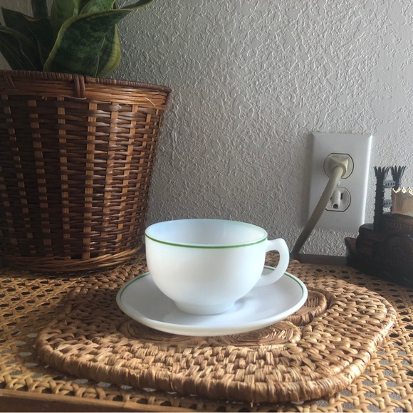 Vintage Hazel Atlas Moderntone Platonite White With Green Stripe Cup - Picture 4 of 10